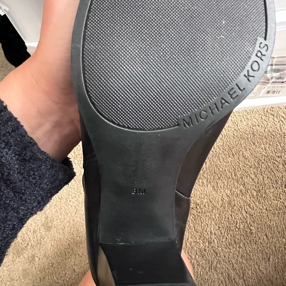 New Micheal Kors Booties size 8 - Picture 5 of 7